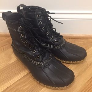 Black LL Bean Boot 6"